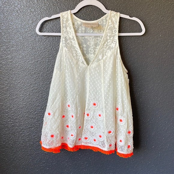 Anthropologie Tops - Anthropologie Vanessa Virginia beige floral lace blouse